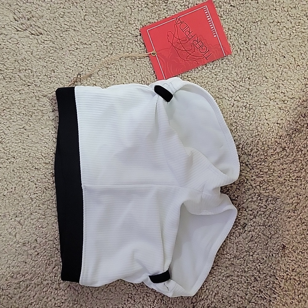 Ribbed Tiger friday bootie shorts